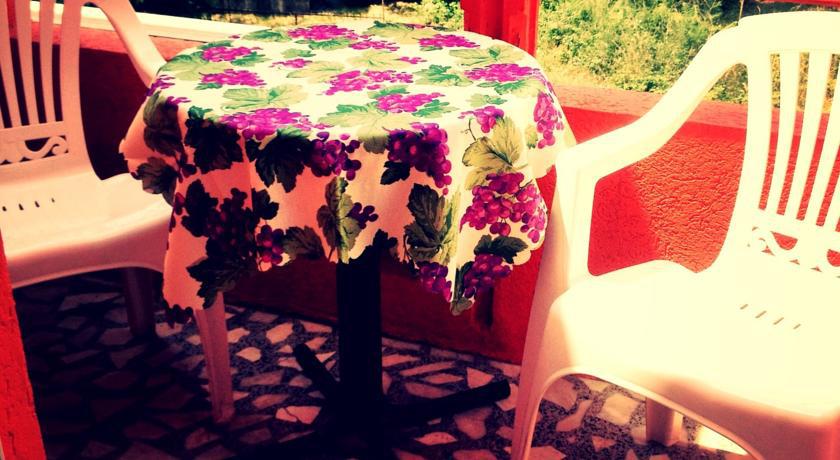 Apartments Holiday Budva Bilik gambar